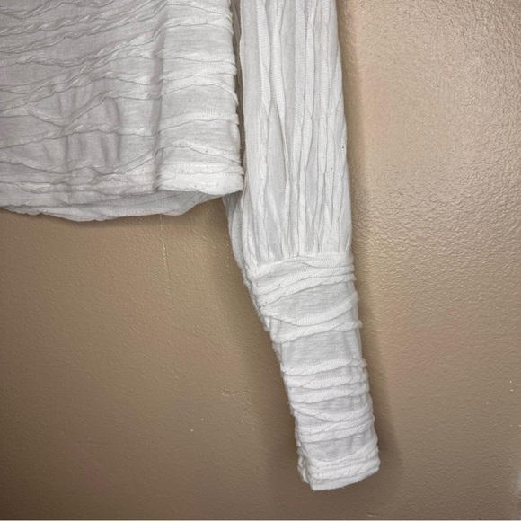 VERO MODA Ines Crinkle Pleat Recycled Crop Shirt Size Medium White - Picture 3 of 7